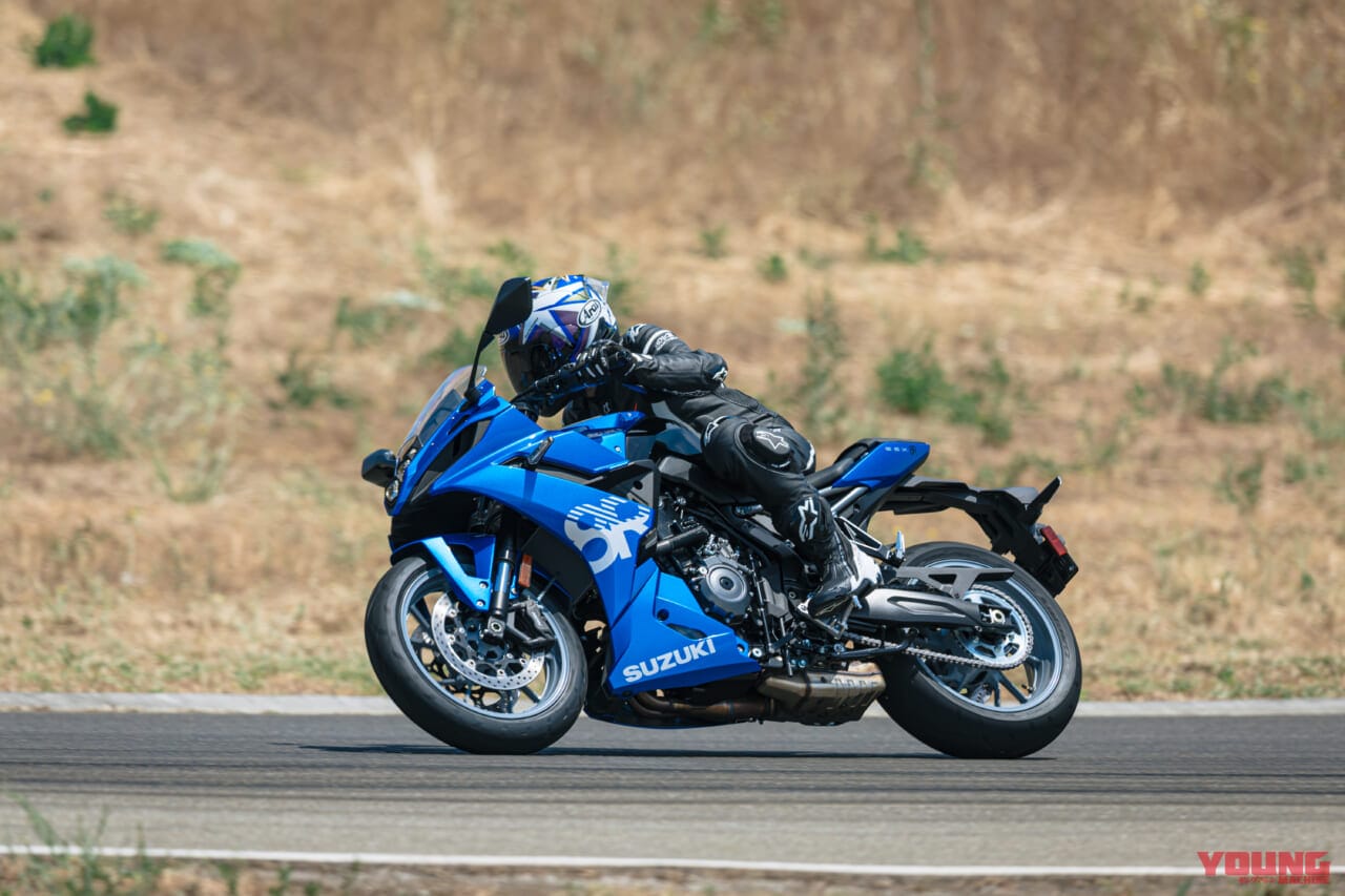 スズキ|GSX-8R|2024新型スズキGSX-8Rが初披露【GSX-8Sの派生型となる新型フルカウルスポーツ|EICMAミラノショー】