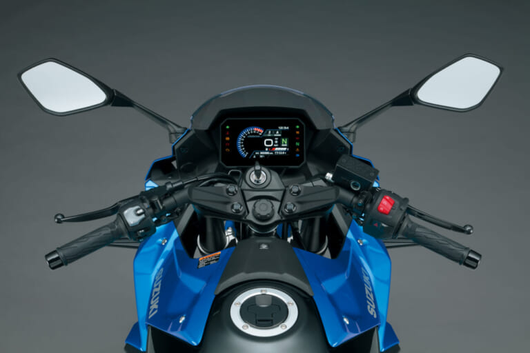 スズキ|GSX-8R|2024新型スズキGSX-8Rが初披露【GSX-8Sの派生型となる新型フルカウルスポーツ|EICMAミラノショー】