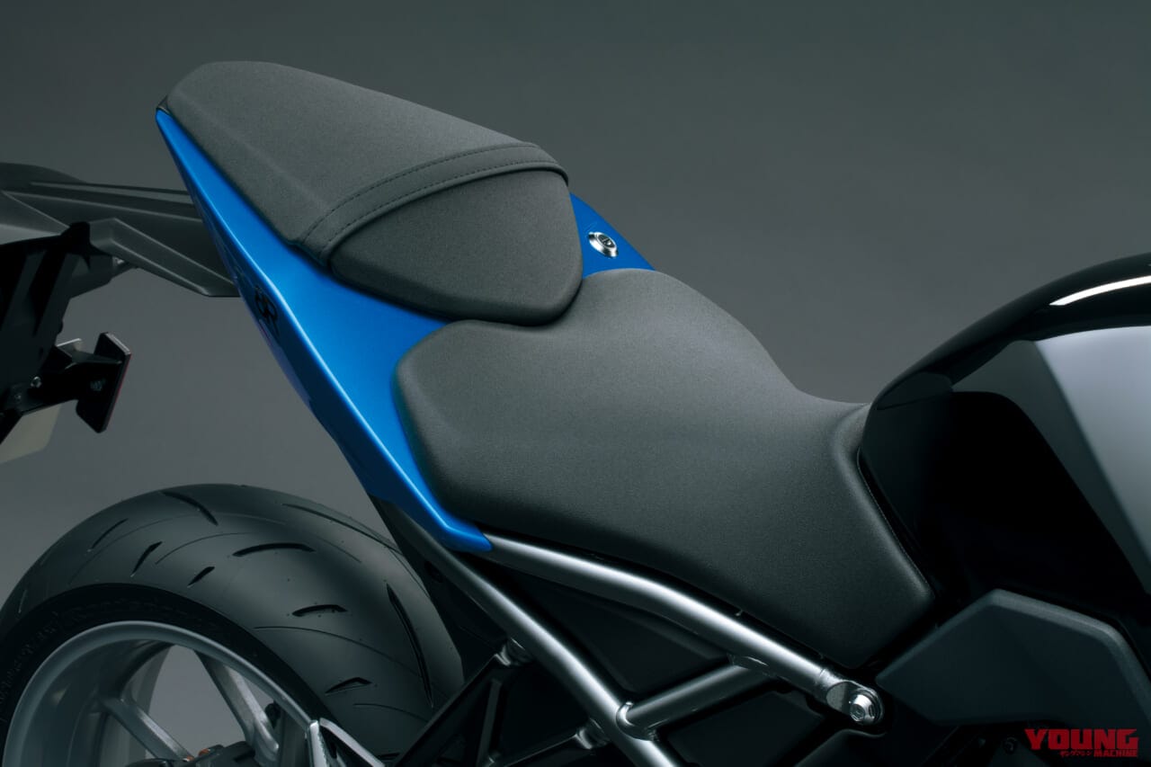 スズキ|GSX-8R|2024新型スズキGSX-8Rが初披露【GSX-8Sの派生型となる新型フルカウルスポーツ|EICMAミラノショー】