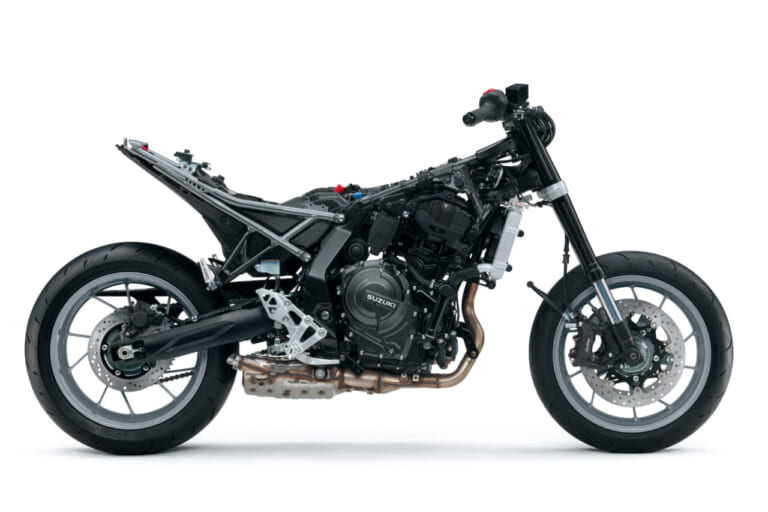 スズキ|GSX-8R|2024新型スズキGSX-8Rが初披露【GSX-8Sの派生型となる新型フルカウルスポーツ|EICMAミラノショー】