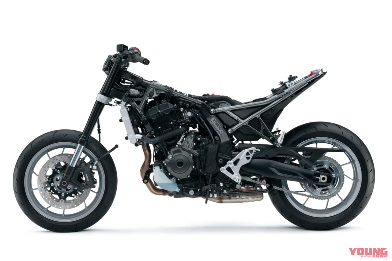 スズキ|GSX-8R|2024新型スズキGSX-8Rが初披露【GSX-8Sの派生型となる新型フルカウルスポーツ|EICMAミラノショー】