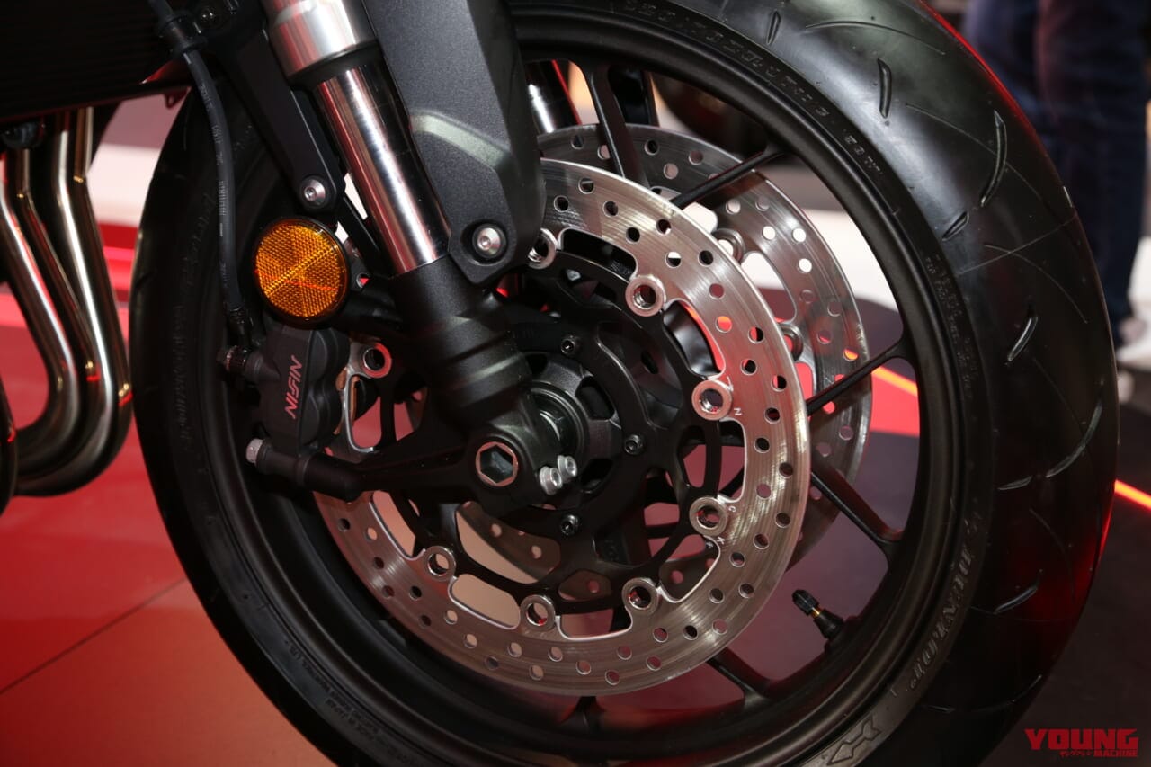 ホンダ|CB1000ホーネット|2024新型ホンダCB1000ホーネットのレッドを現地会場から補足!! 写真中心でお届けします【EICMAミラノショー】