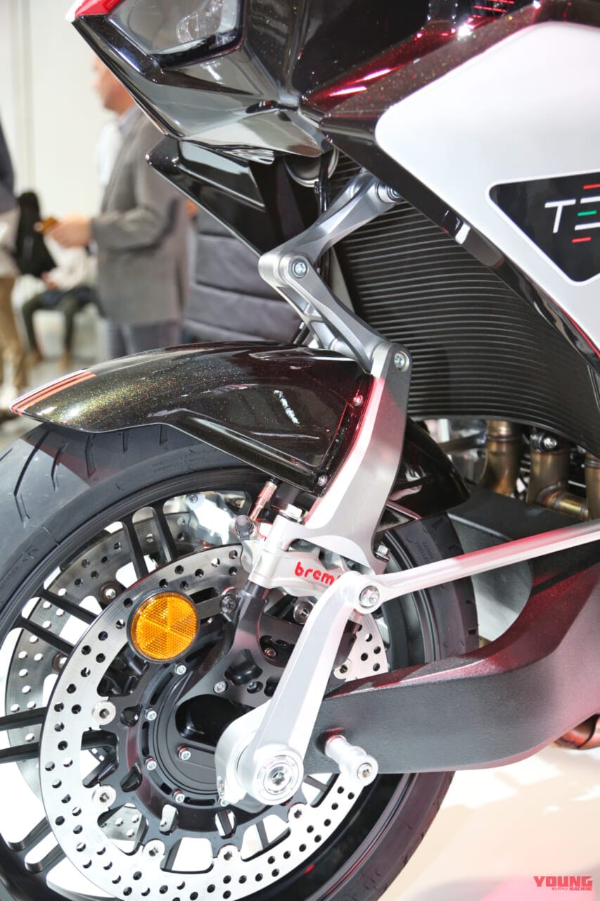 ビモータ|テラ|2024新型ビモータ テラ(TERA)登場【ハブセンターステア+スーパーチャージャーで世界最速のクロスオーバー?! |EICMAミラノショーREPORT】