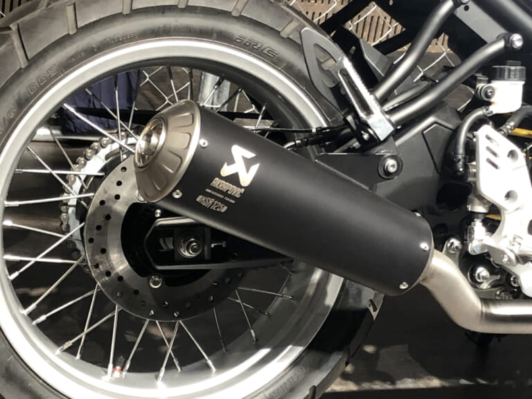 ヤマハXSR125|FREAK’S STORE|ヤマハXSR125のギラギラメッキ仕様が登場!! アパレルブランドとのコラボカスタムモデル