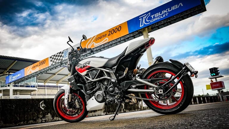 【超個性派Vツインを搭載するアメリカ流ネイキッド／インディアンFTR SPORT試乗インプレ】サーキットで戦うインディアンの片鱗を見る