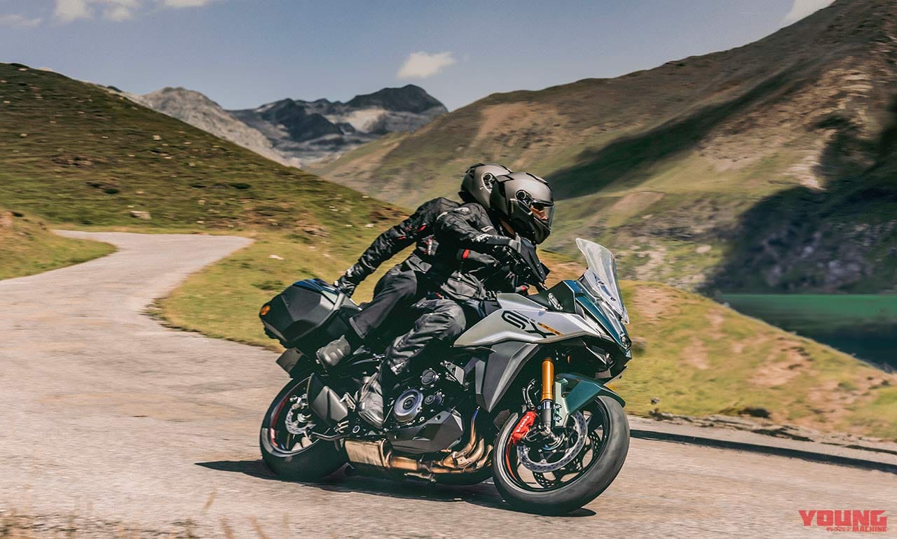 |2024新型スズキGSX-S1000GXが欧州で鮮烈デビュー【電子制御の足長クロスオーバー|EICMAミラノショー】