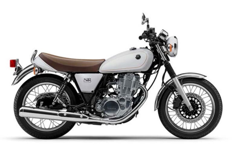 ヤマハ|SR400|タイ仕様|どっこい生きてたSR400ゥ! 生誕45周年の2023年モデル、ニューカラーはマットグレーとホワイトの2色だ!【海外】