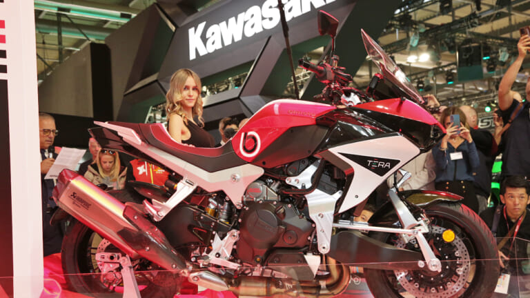 2024新型ビモータ テラ(TERA)登場【ハブセンターステア+スーパーチャージャーで世界最速のクロスオーバー?! |EICMAミラノショーREPORT】