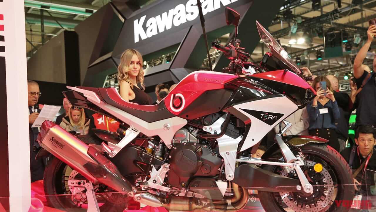 2024新型ビモータ テラ(TERA)登場【ハブセンターステア+スーパーチャージャーで世界最速のクロスオーバー?! |EICMAミラノショーREPORT】