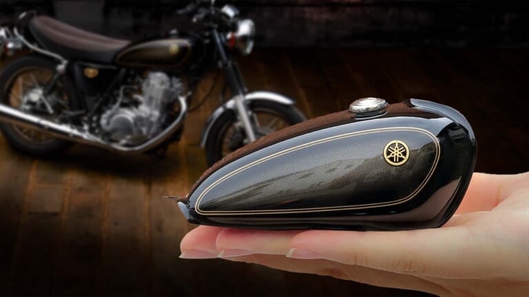 【限定300個】1万8000円でSR400の燃料タンク(1/6スケール)をゲットせよ! なんとシリアルナンバー入り