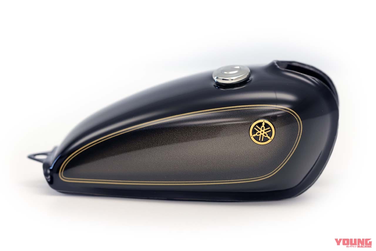 |【限定300個】1万8000円でSR400の燃料タンク(1/6スケール)をゲットせよ! なんとシリアルナンバー入り