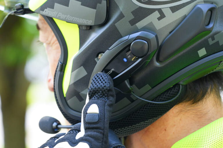 B+COMトーク|サイン・ハウス|インカム|インカムに必要な基本機能を低価格で小さなボディに集約〈B+COMトーク|サイン・ハウス〉