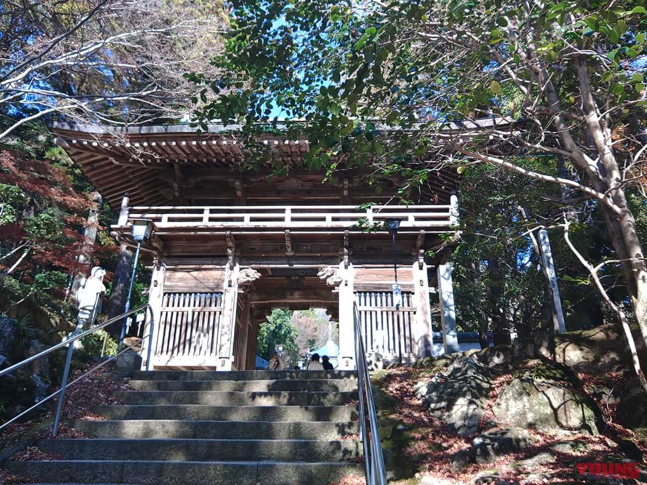 大窪寺・門|久しぶりのツーリングへ!【スズキ・アヴェニス125モニターレポート:最終回】