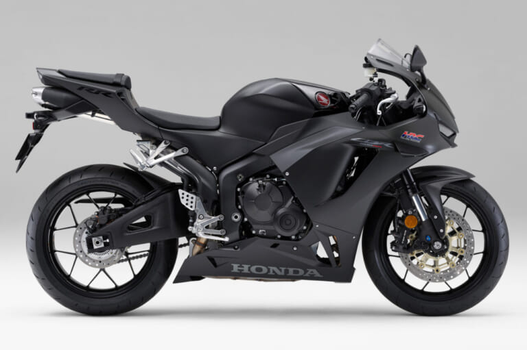 ホンダ CBR600RR|最新中古相場もわかる! 人気バイク歴代モデル図鑑:ホンダCBR600RR【クイックシフター標準装備の2024年モデル】