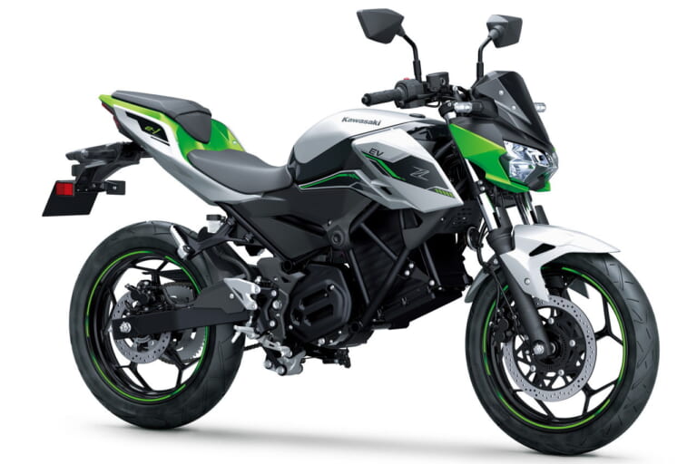 2024 KAWASAKI Z e-1 メタリックブライトシルバー×メタリックマットライムグリーン|カワサキZ e-1〈いま国内で買える新型バイクカタログ|原付二種(125-51cc)〉