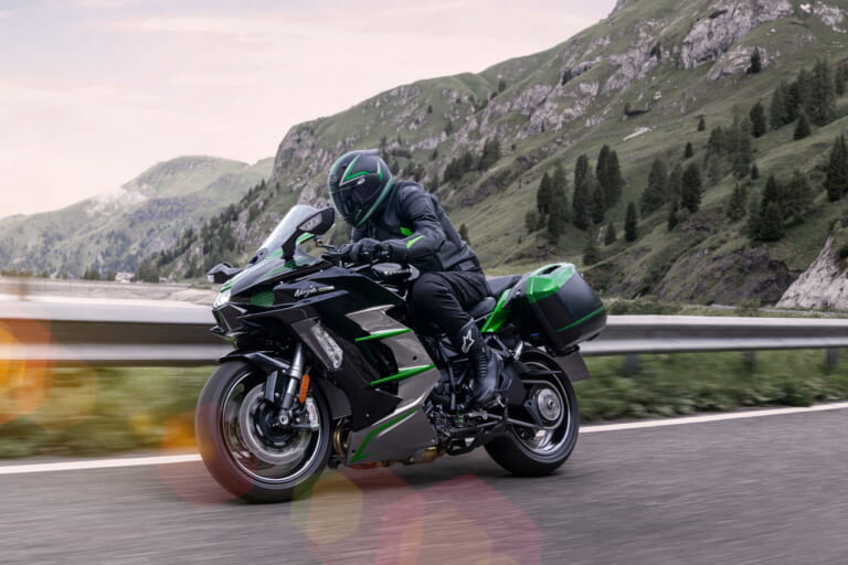 カワサキ|ニンジャH2 SX SE|2024年モデル|カワサキが「ニンジャH2 SX SE」の2024年モデルを1/20に発売! 前車追従クルコンほか電子制御サスを装備する最高峰ツアラー