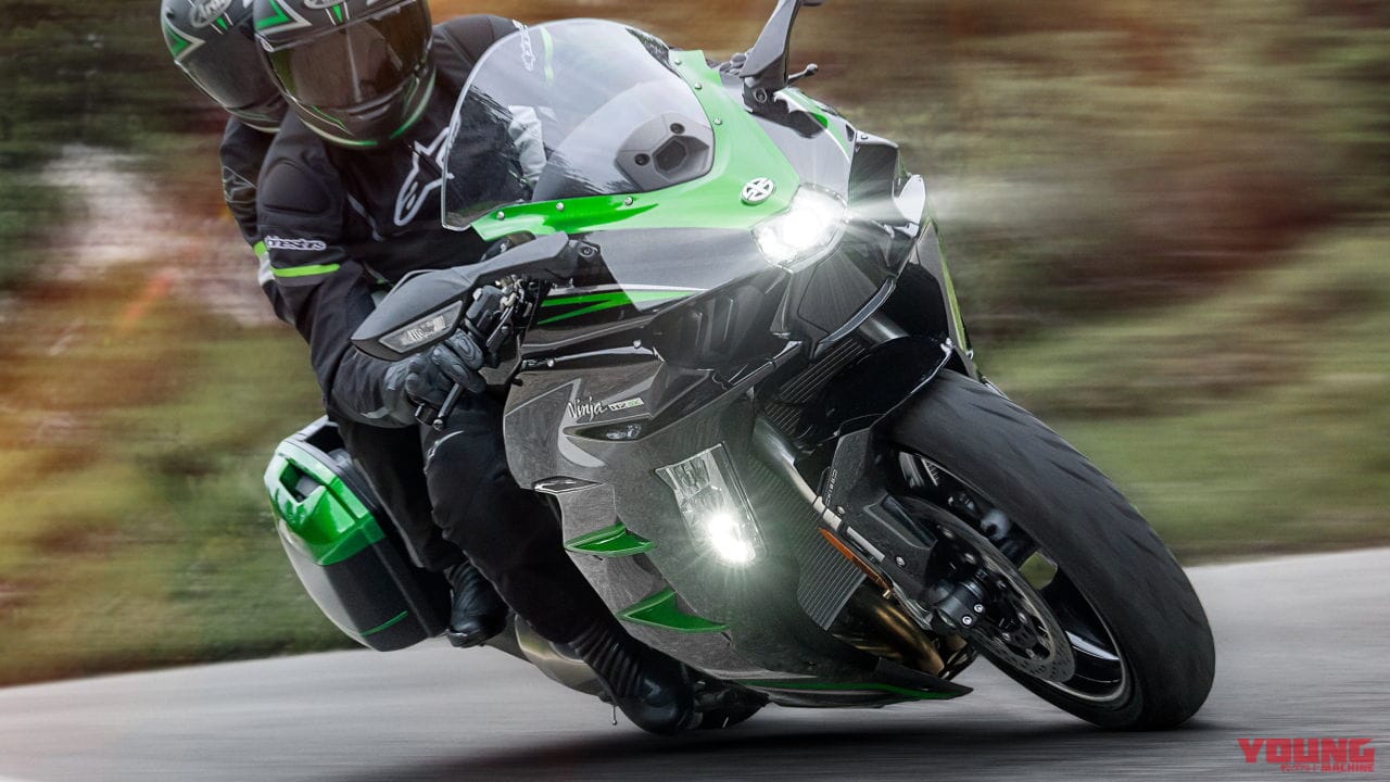 カワサキが「ニンジャH2 SX SE」の2024年モデルを1/20に発売! 前車追従クルコンほか電子制御サスを装備する最高峰ツアラー