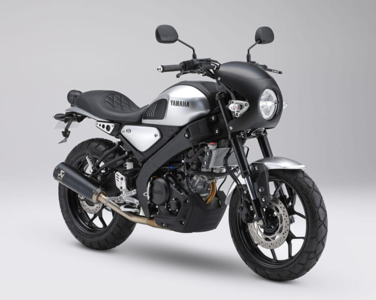 ヤマハXSR125の“ネオクラシック”感を高め、機能も加えるアクセサリー類〈ワイズギア〉