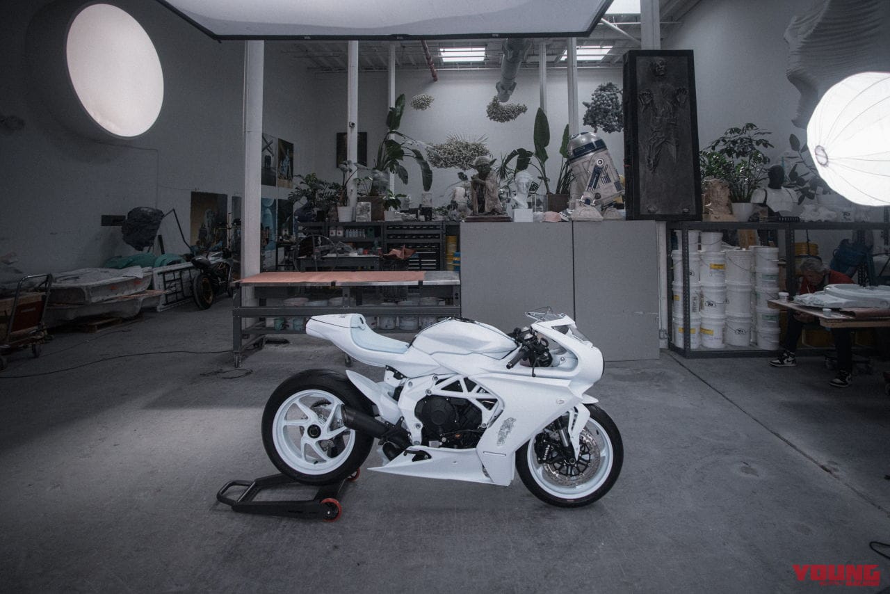 |【超限定車】動くアート彫刻! MVアグスタ「スーパーヴェローチェ アーシャム」わずか6台を制作、アート展に出品