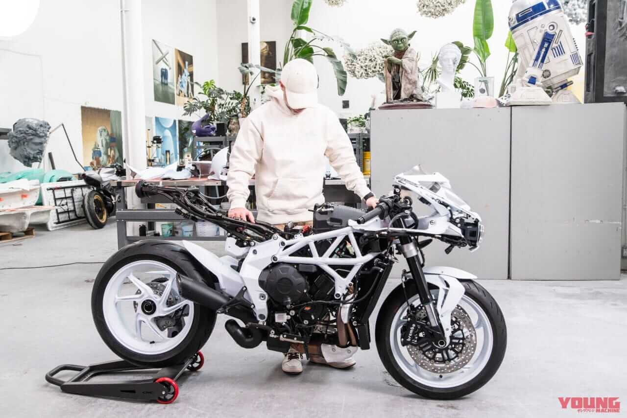 |【超限定車】動くアート彫刻! MVアグスタ「スーパーヴェローチェ アーシャム」わずか6台を制作、アート展に出品