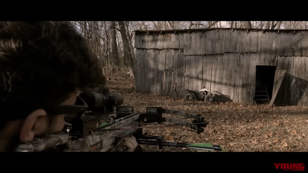 |テスラの最新モデル「サイバークアッド」で究極の耐久試験をした結果……【ショットガンやボウガンも使用】