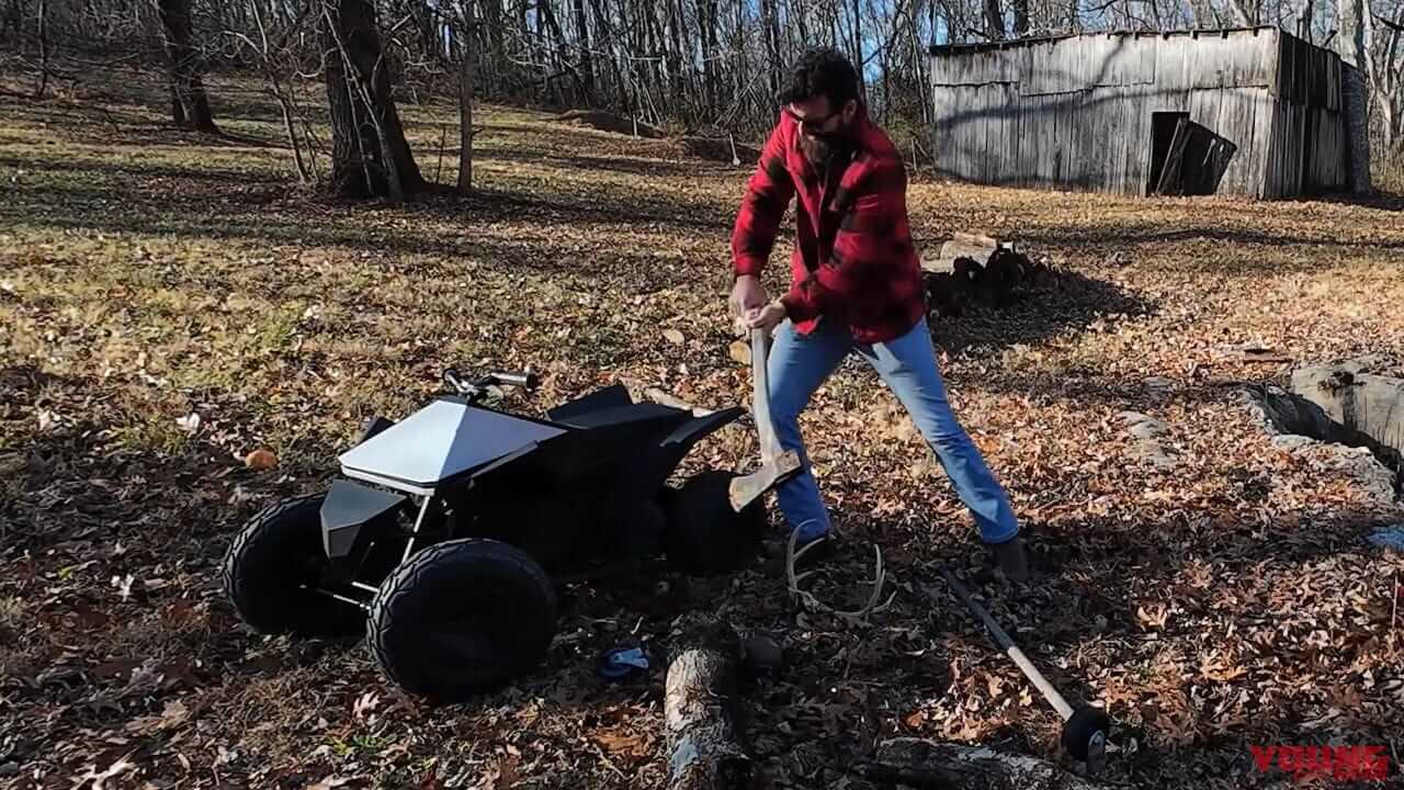 |テスラの最新モデル「サイバークアッド」で究極の耐久試験をした結果……【ショットガンやボウガンも使用】