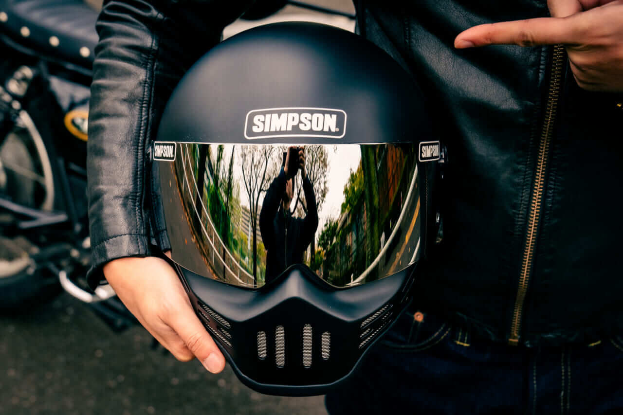 画像 No.5/21] 【映画人的ヘルメットレビュー】SIMPSON M30はダーク