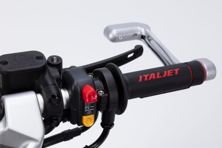 イタルジェット|ドラッグスター300|イタルジェット「ドラッグスター300」国内発売決定! すでに受注開始、入荷は2024年3月予定