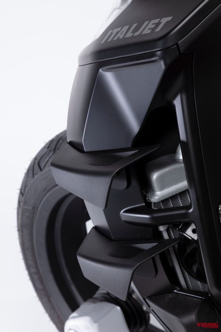 |イタルジェット「ドラッグスター300」国内発売決定! すでに受注開始、入荷は2024年3月予定