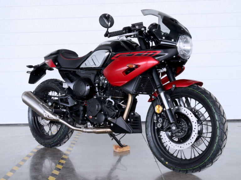 GPX|GTM250R|【限定150台/56万6500円】タイの刺客再び! GPX新型「GTM250R」の価格と入荷台数が決定、ロケットカウルのカフェレーサ—
