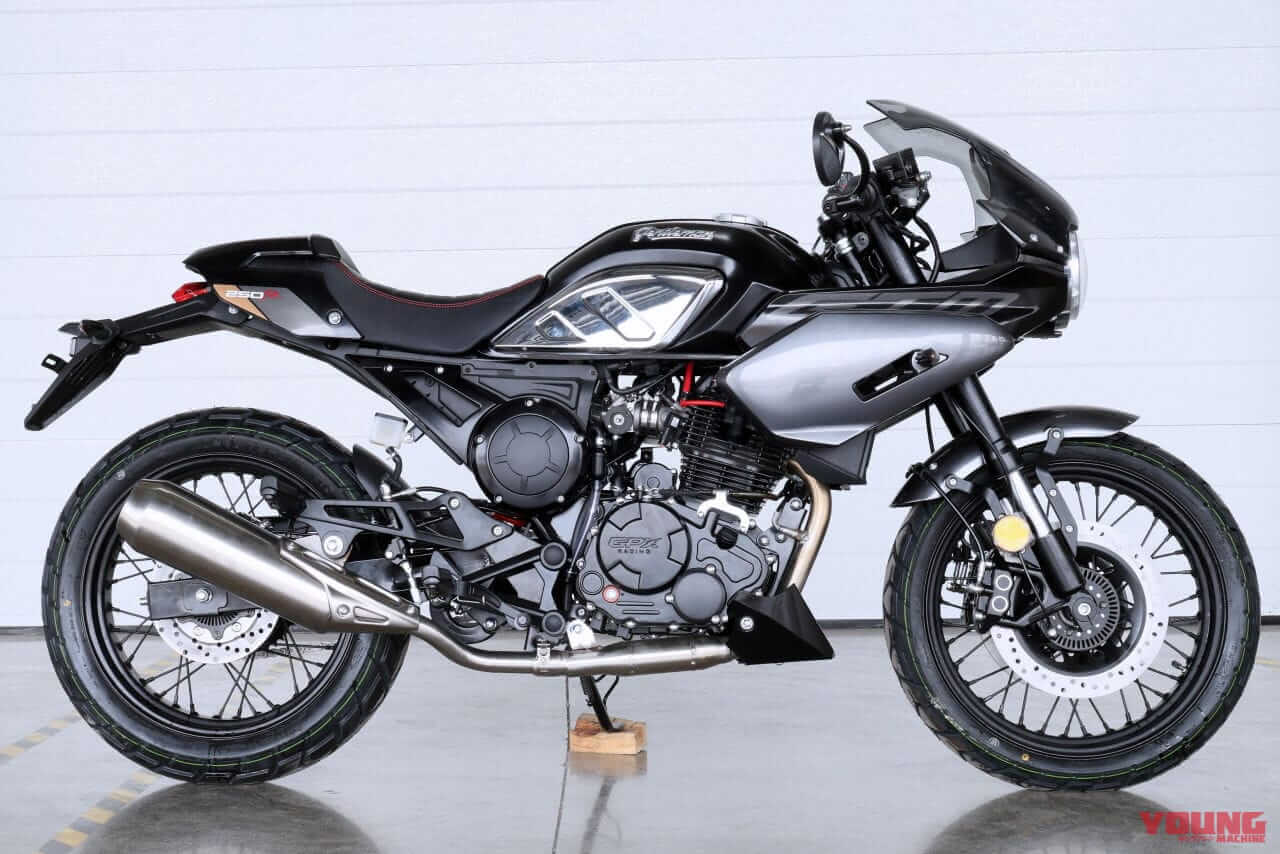 GPX|GTM250R|【限定150台/56万6500円】タイの刺客再び! GPX新型「GTM250R」の価格と入荷台数が決定、ロケットカウルのカフェレーサ—