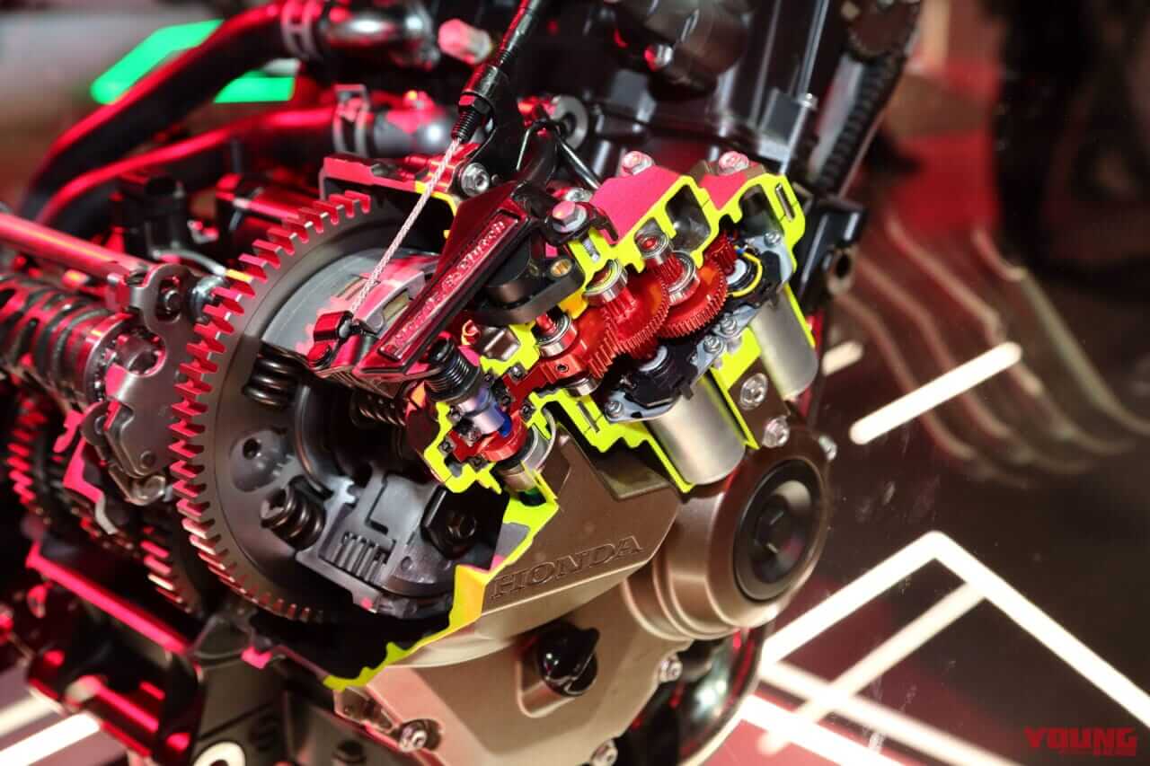 |ホンダ「Eクラッチ」はAT感覚じゃない! より素早くスムーズなギヤチェンジが可能になる電子制御クラッチだ!!