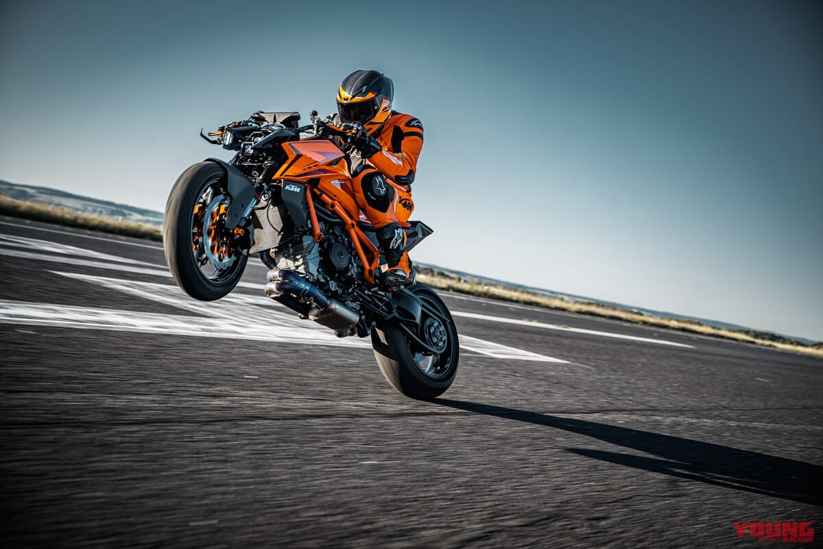 |排気量は1350ccに!! KTMの超ネイキッド「1390 スーパーデューク」誕生!