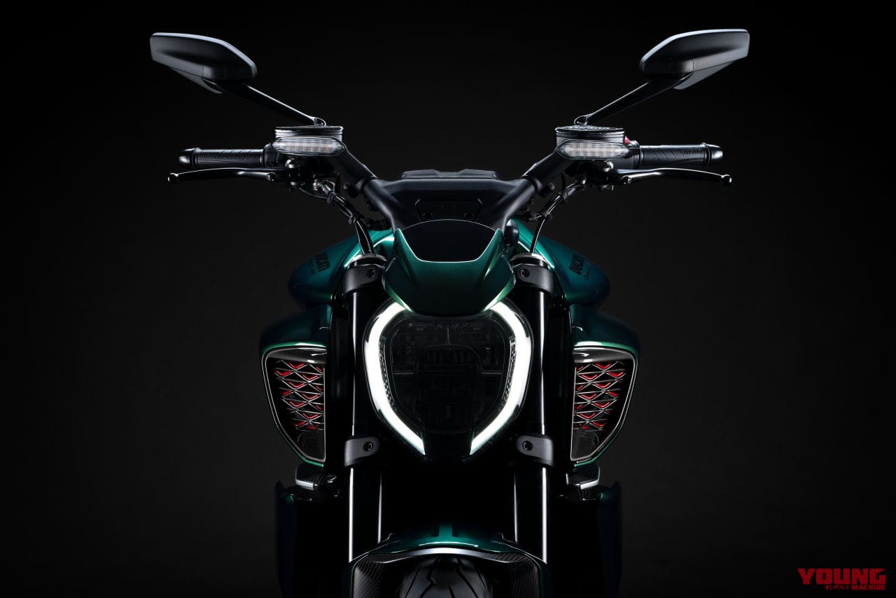 |ベントレーオーナーが買える50台だけの特別仕様も!! ドゥカティ「Diavel for Bentley」は予価760万円〜1035万円【世界限定500台】