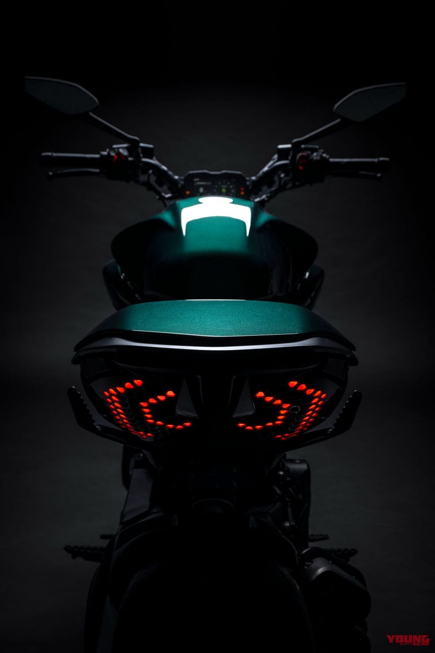 |ベントレーオーナーが買える50台だけの特別仕様も!! ドゥカティ「Diavel for Bentley」は予価760万円〜1035万円【世界限定500台】