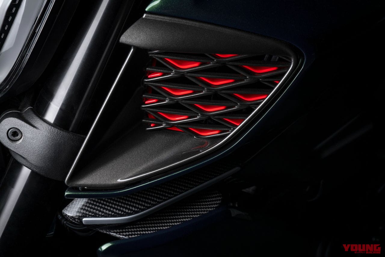 |ベントレーオーナーが買える50台だけの特別仕様も!! ドゥカティ「Diavel for Bentley」は予価760万円〜1035万円【世界限定500台】