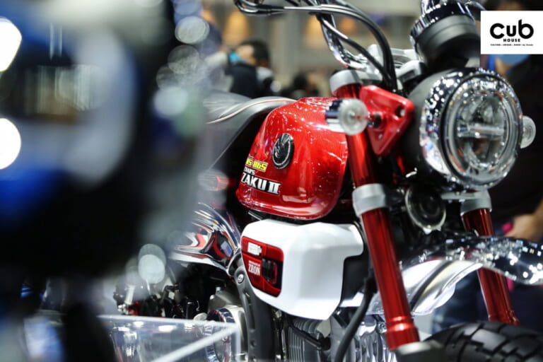 モンキーMS-06SシャアザクII限定仕様|【限定300着】ガンダム仕様のスカジャン!「RX-78-2」がタイのホンダ・カブハウスで12/12発売【海外】