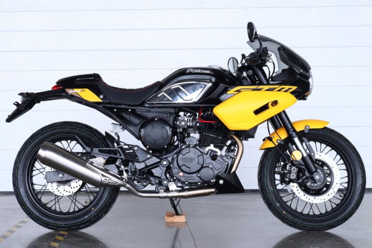 GPX|GTM250R|【限定150台/56万6500円】タイの刺客再び! GPX新型「GTM250R」の価格と入荷台数が決定、ロケットカウルのカフェレーサ—