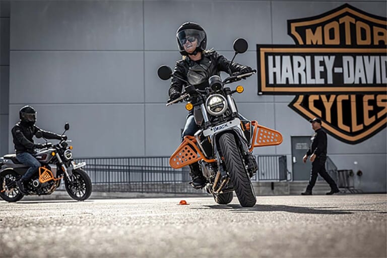 ハーレーダビッドソン|X350RA|普通二輪ハーレーの教習車「X350RA」の姿が判明! アメリカ本国でラインナップされる“ライディングアカデミー”仕様
