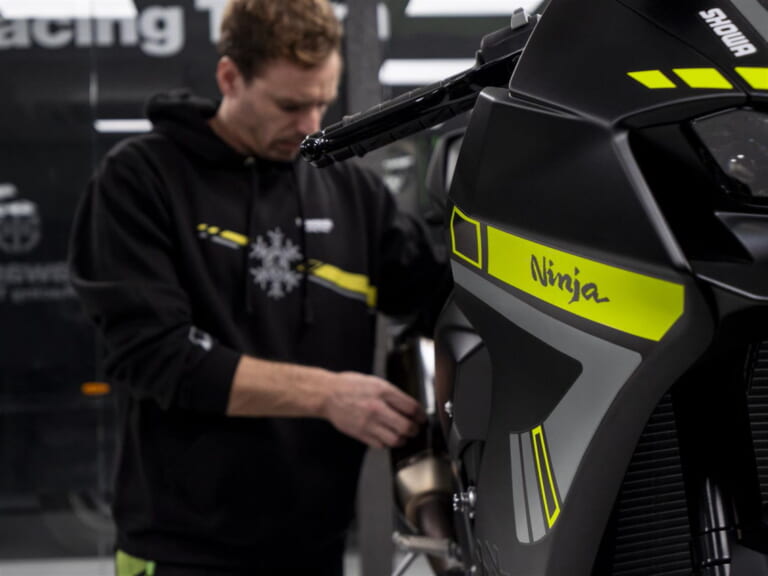 カワサキ|ニンジャZX-10RRウィンターテストエディション|限定モデル|【限定25台】欧州カワサキが「ニンジャZX-10R/RR」のウィンターテストエディションを製作! 購入者には特典も