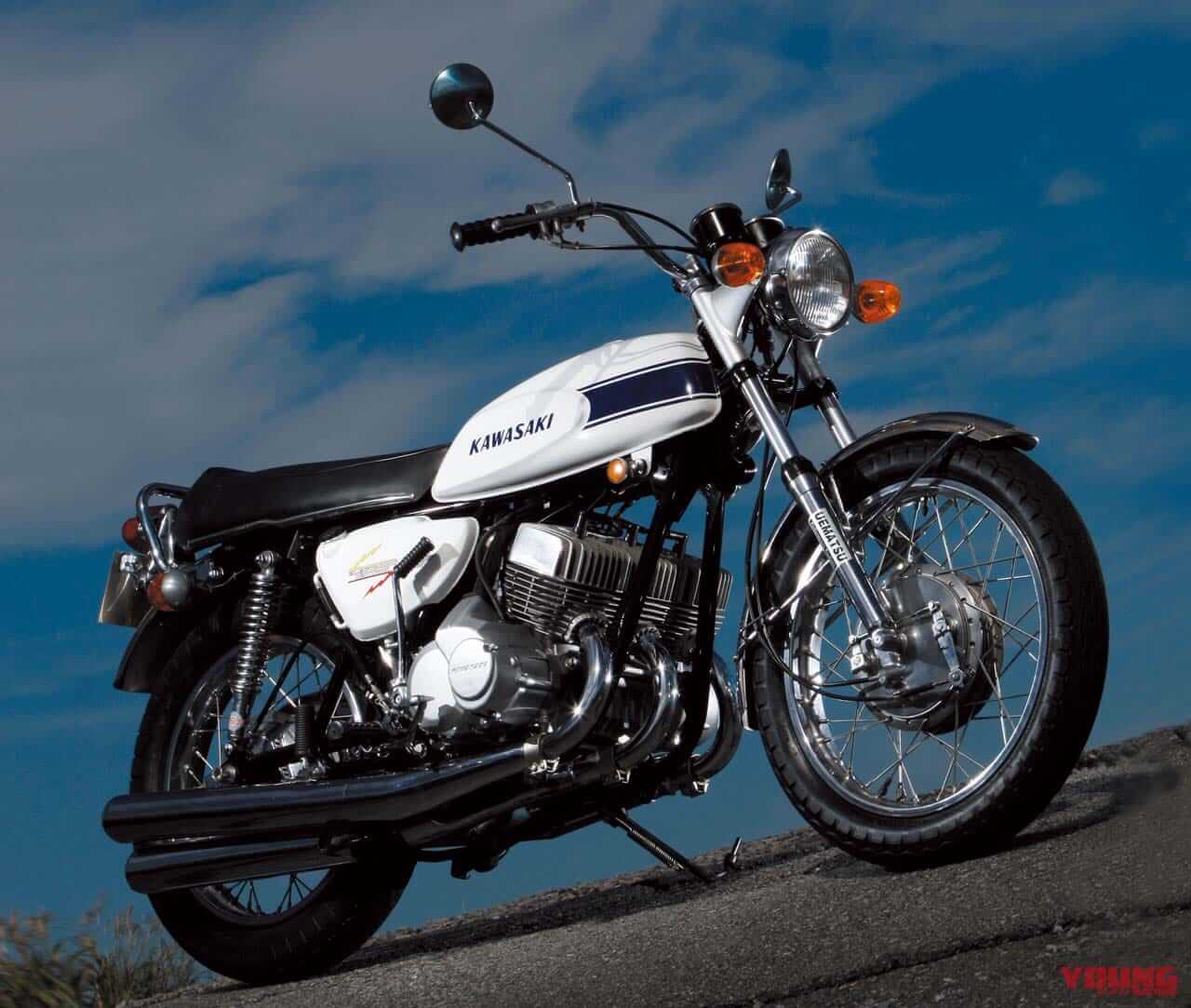 カワサキ|500SS マッハIII|世界一を奪取! 日本の4大メーカーが駆け抜けた50年──日本の名車100選【昭和44~48年編】