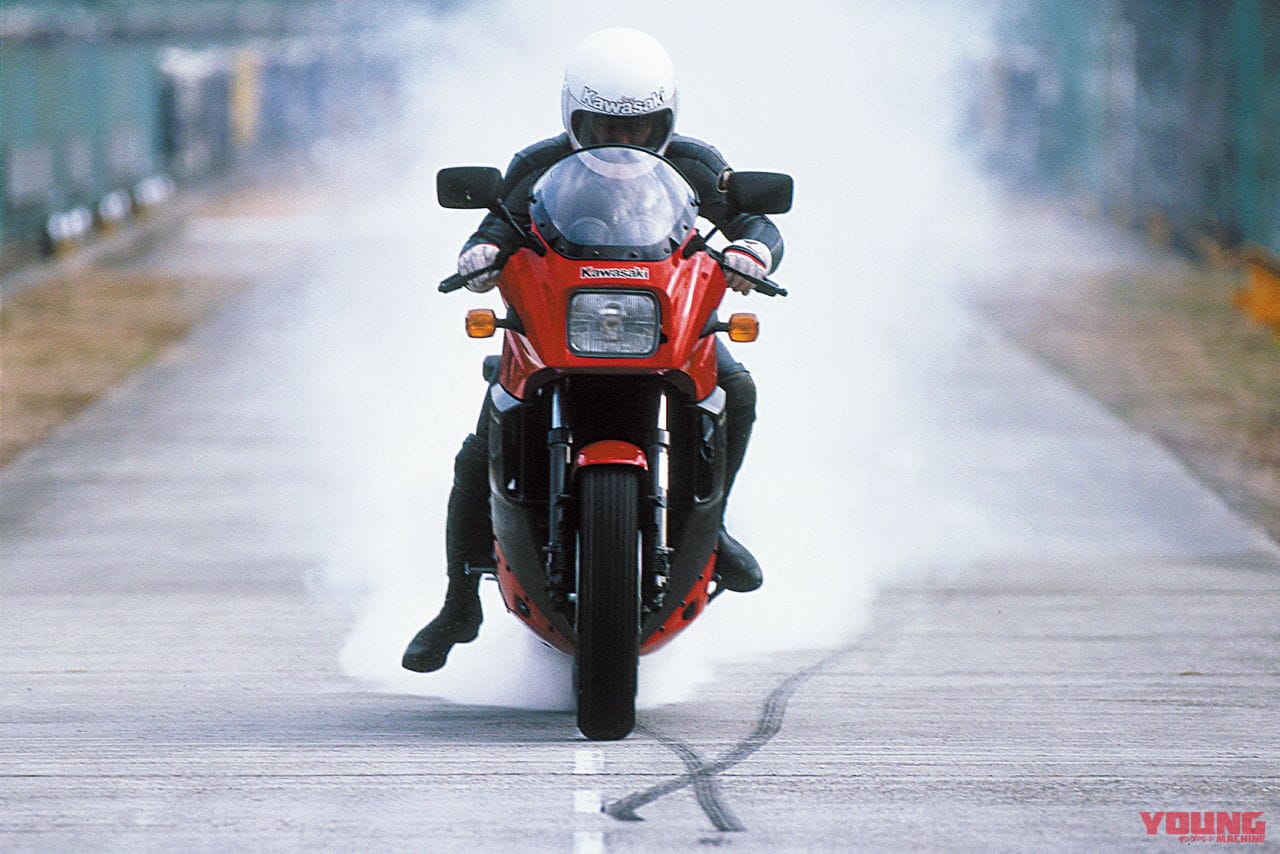 カワサキ|GPz900R|1984|ニンジャ vs カタナ!! “世界最速”が次々と塗り替えられていった──日本の名車100選【昭和57~59年編】