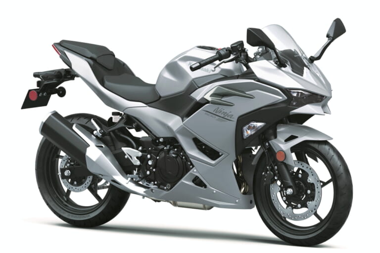カワサキ|ニンジャ500|北米仕様|赤黒かっこよ! カワサキ新型「ニンジャ500」「Z500」の価格が判明、40周年エディションも登場【北米】