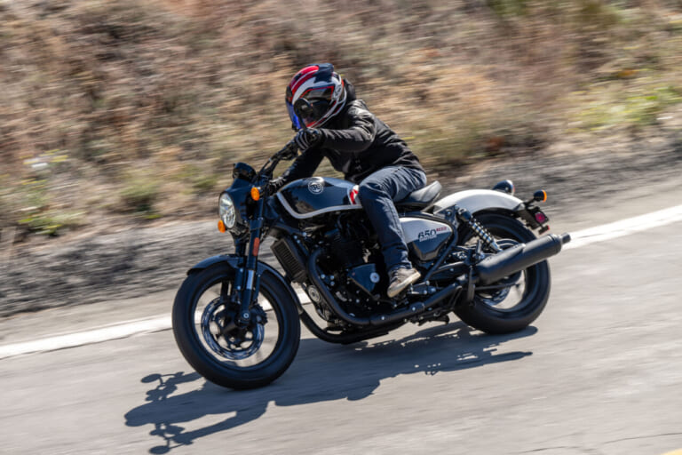 ロイヤルエンフィールド|ショットガン650|“散弾銃”の名に誇張ナシ!! ロイヤルエンフィールド・ショットガン650海外試乗インプレッション【空冷ツインのスポーツクルーザー】