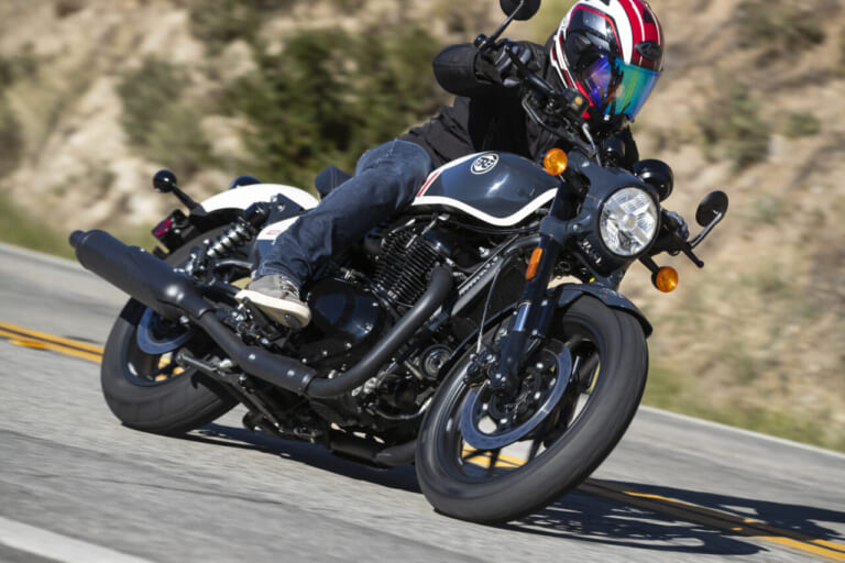 ロイヤルエンフィールド|ショットガン650|“散弾銃”の名に誇張ナシ!! ロイヤルエンフィールド・ショットガン650海外試乗インプレッション【空冷ツインのスポーツクルーザー】