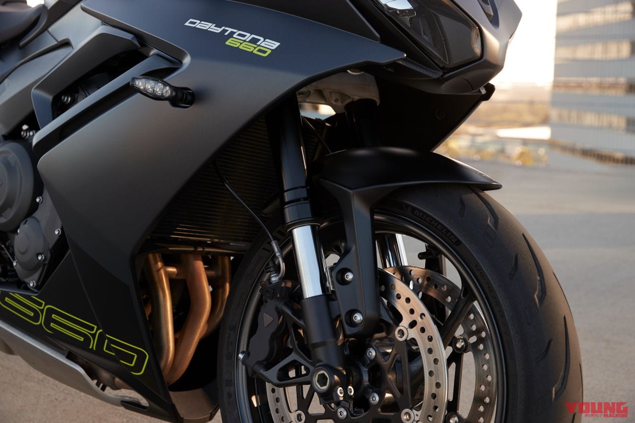 |デイトナ復活!! トライアンフがミドルスポーツ「デイトナ660」を発表、95psを発揮する3気筒エンジン搭載