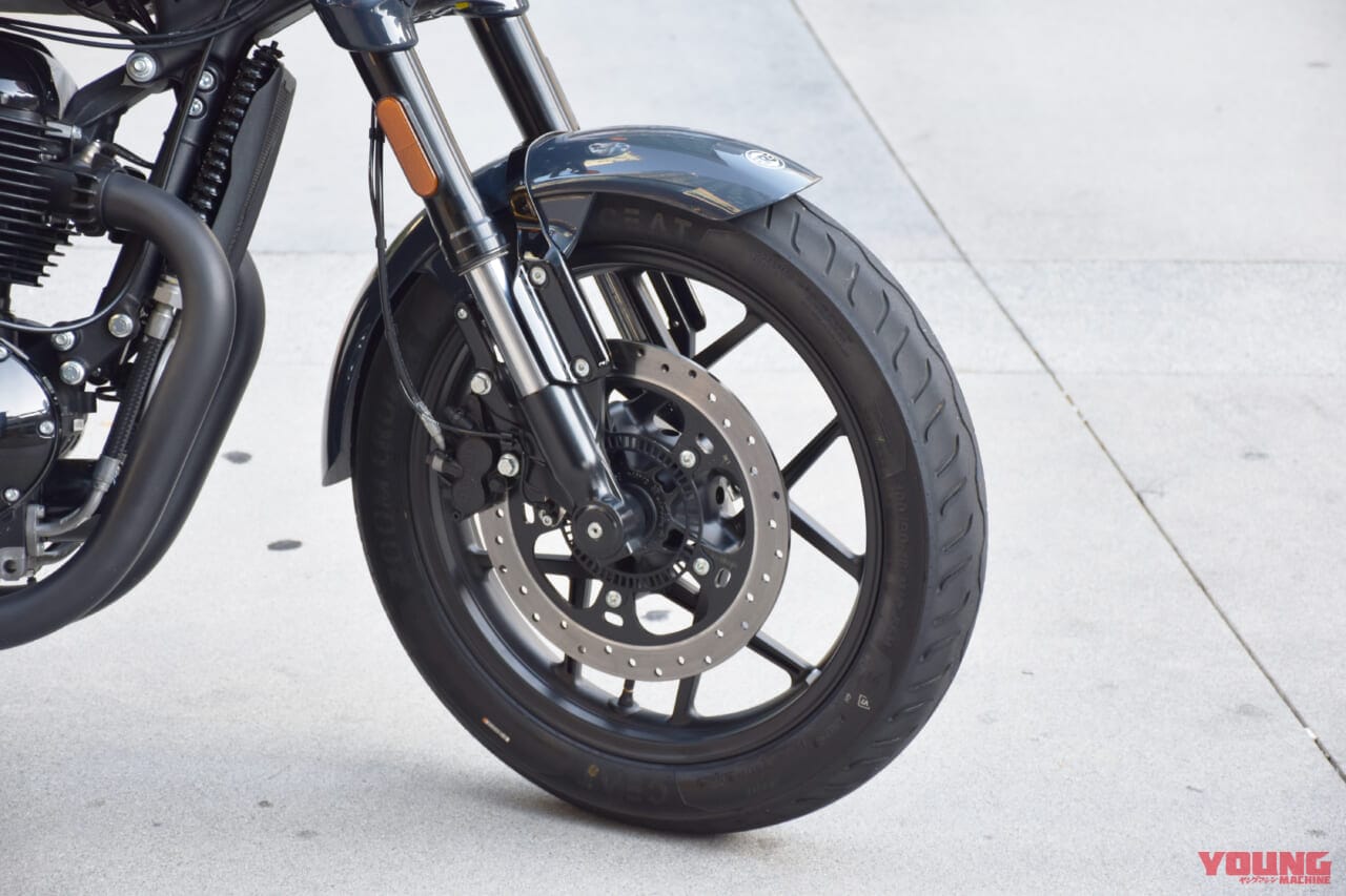 |“散弾銃”の名に誇張ナシ!! ロイヤルエンフィールド・ショットガン650海外試乗インプレッション【空冷ツインのスポーツクルーザー】