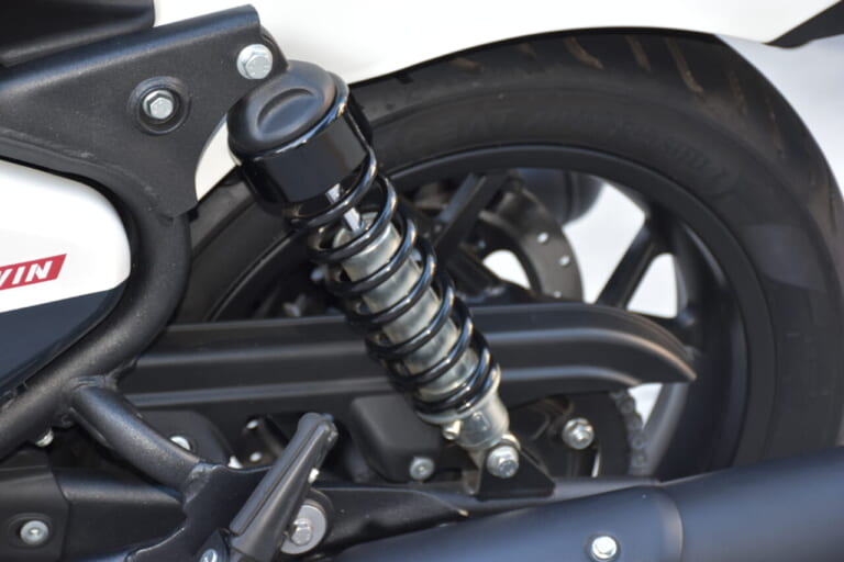 ロイヤルエンフィールド|ショットガン650|“散弾銃”の名に誇張ナシ!! ロイヤルエンフィールド・ショットガン650海外試乗インプレッション【空冷ツインのスポーツクルーザー】