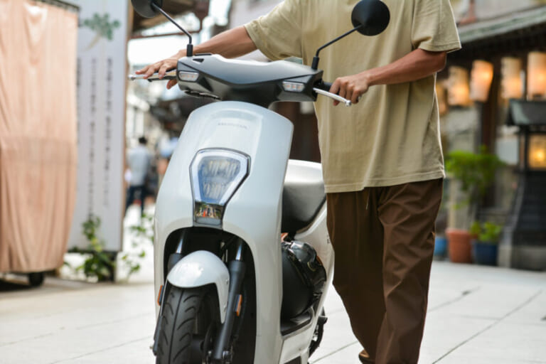 使ってわかった「EM1 e:」でしかできない電動バイクライフ！エンジン車にはない電動の魅力をレポート