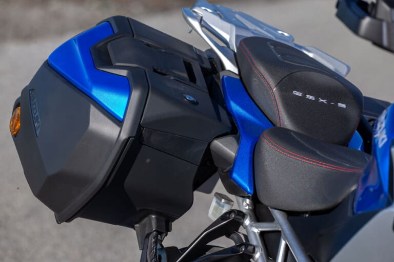 スズキ|GSX-S1000GX スポーツ|イタリア仕様|スズキ「ジェベル」が復活!!? 伊で「Vストローム800DEジェベル」と「GSX-S1000GXスポーツ/ツーリング」が登場